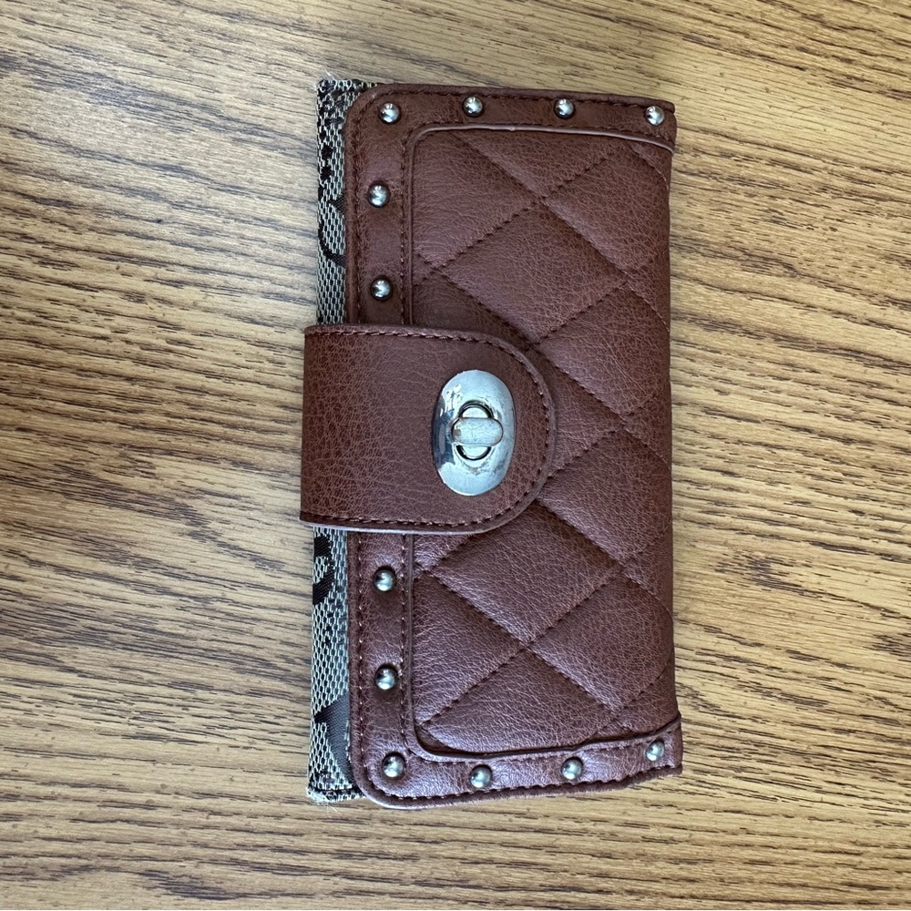 G by Guess Quilted Brown Wallet with Stud Details-Matching bag also in closet